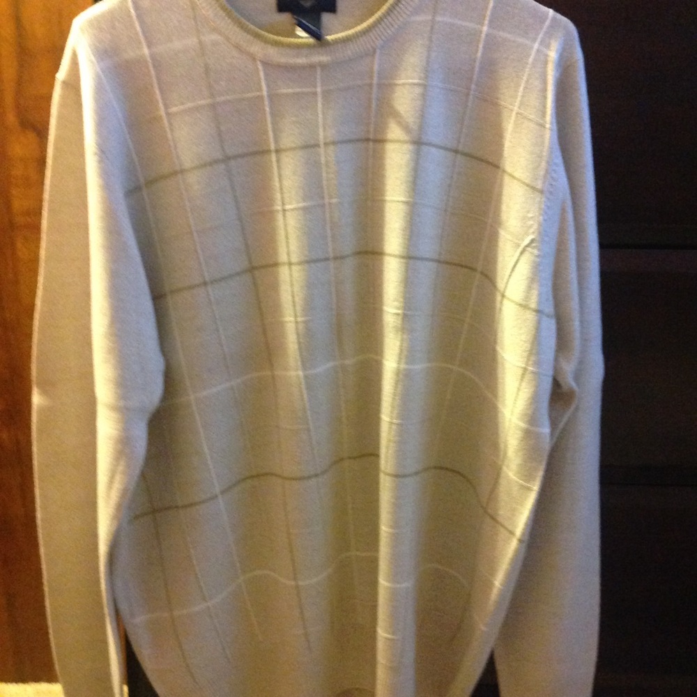 Men's sweater